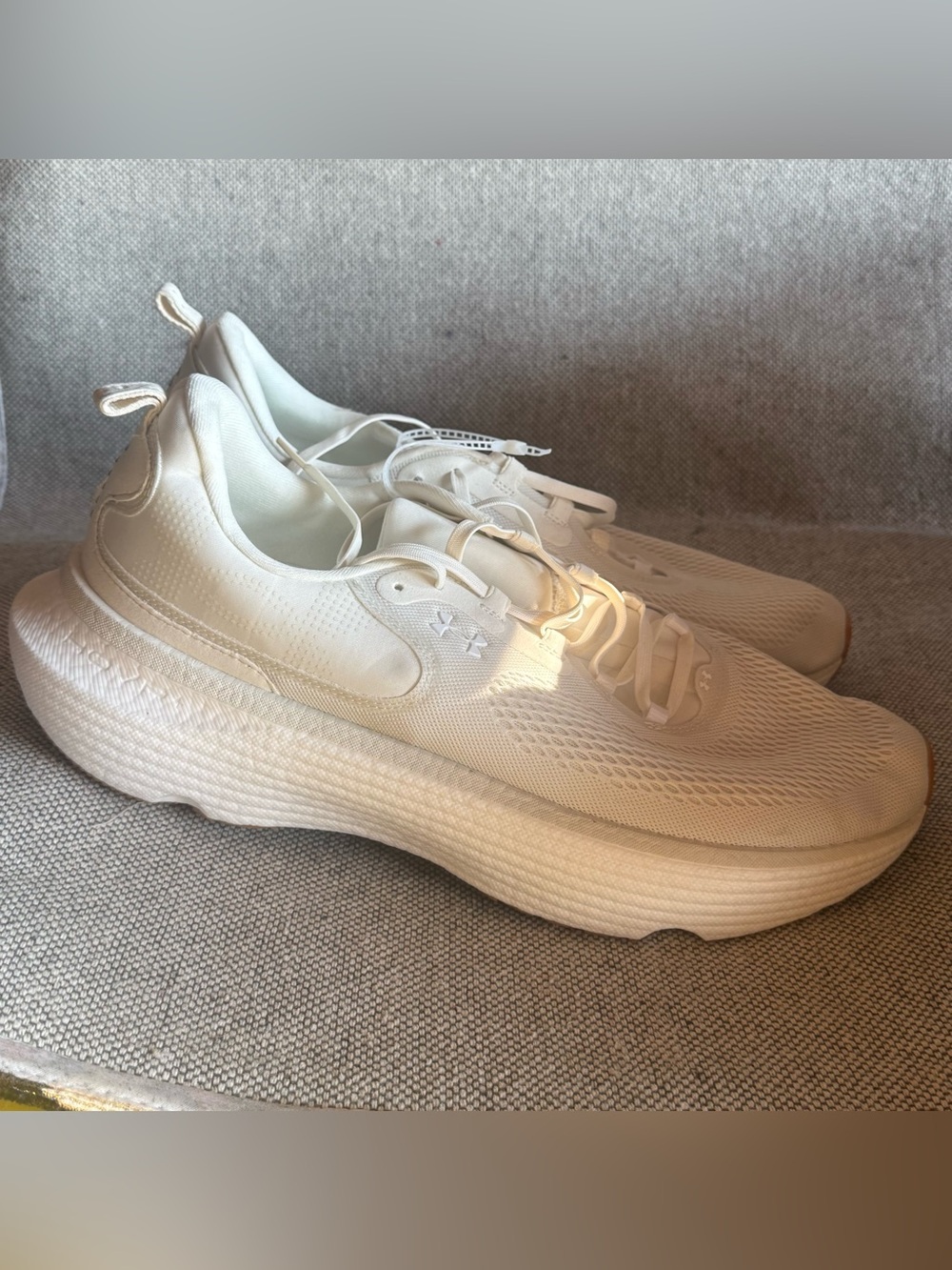 Under Armour Women's White Lightweight Running Shoes
